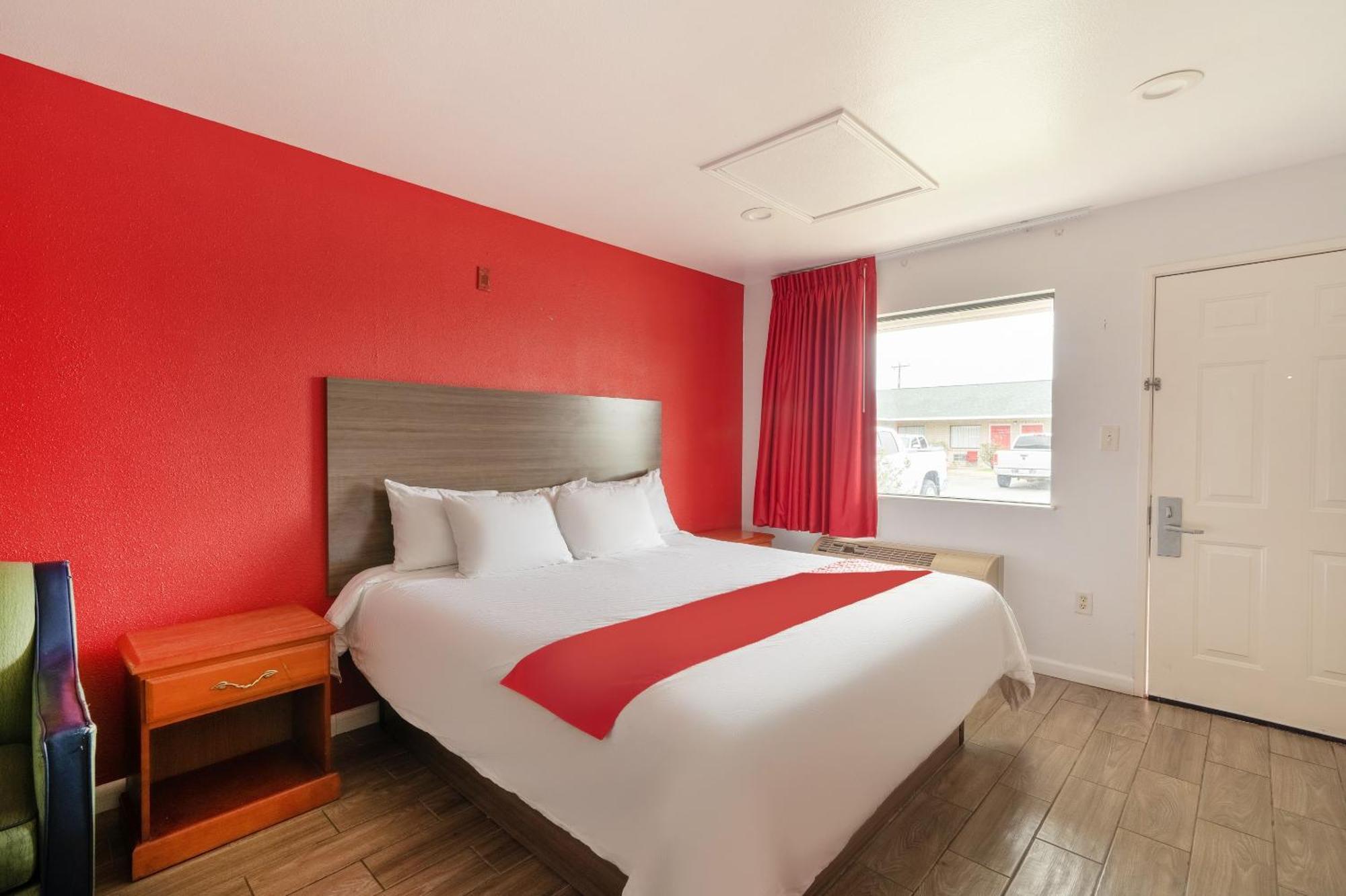 Oyo Hotel San Antonio Near At&T Center Экстерьер фото